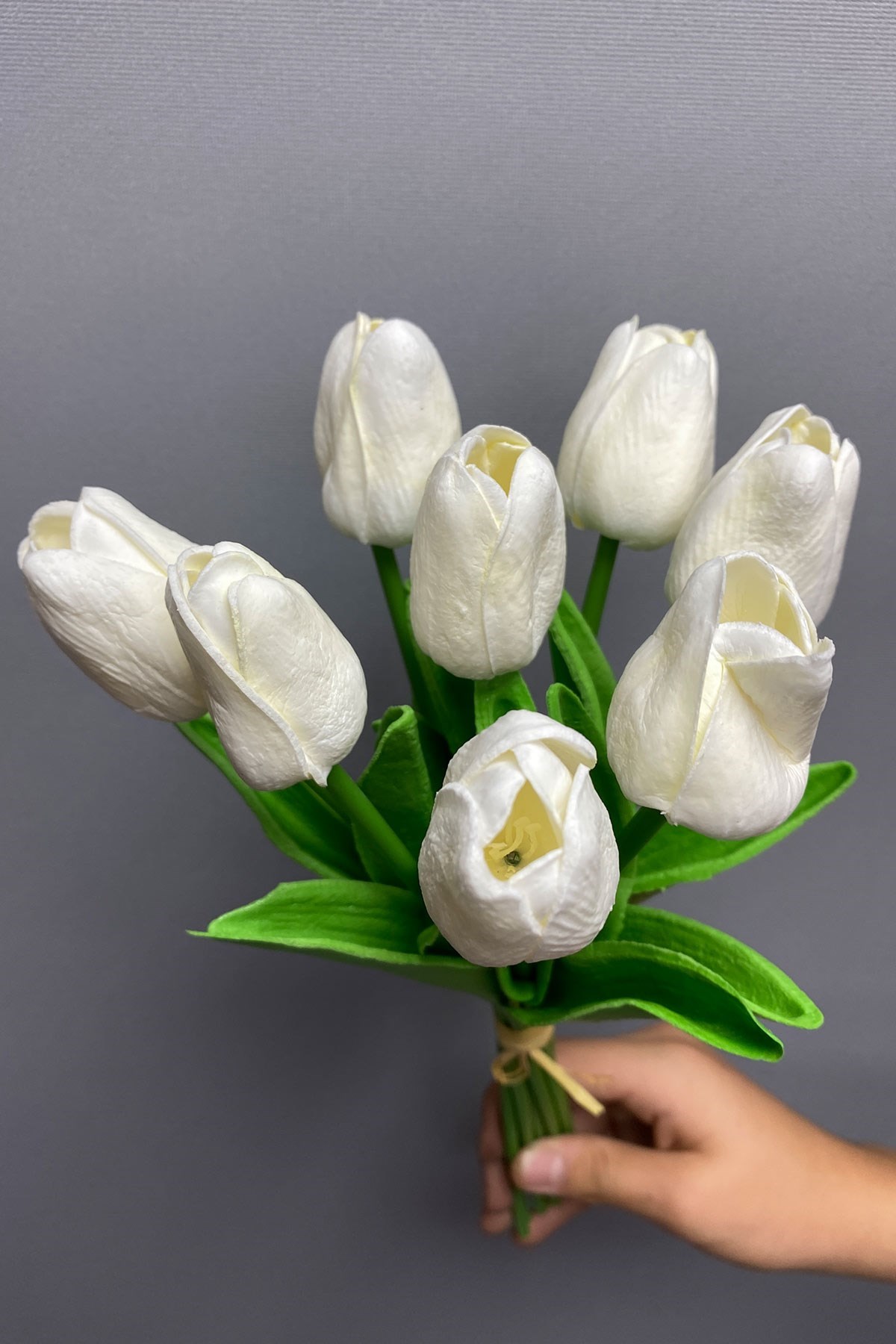 Beyaz Gerçek Görünümlü Yapay Islak Lale Çiçeği 8 Adet