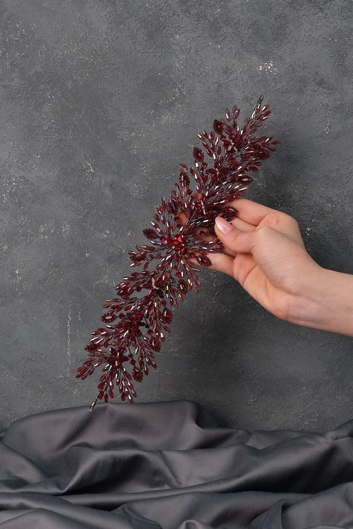 Bordo Arden Kristal Boncuklu Saç Bandı ve Gelin Kına Tacı