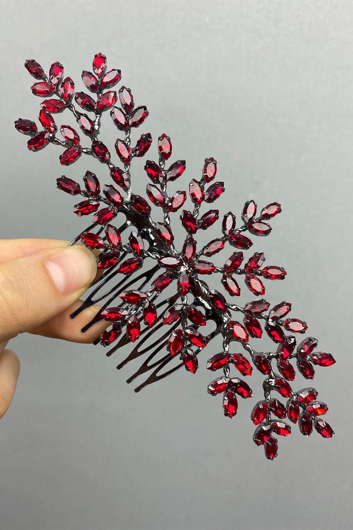 Bordo Taşlı Taraklı Toka Saç Aksesuarı