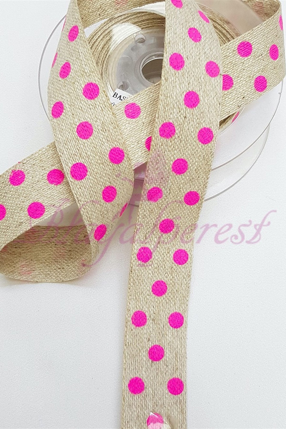 Fuşya Puantiye Baskılı Keten Kurdele 1,5Cm