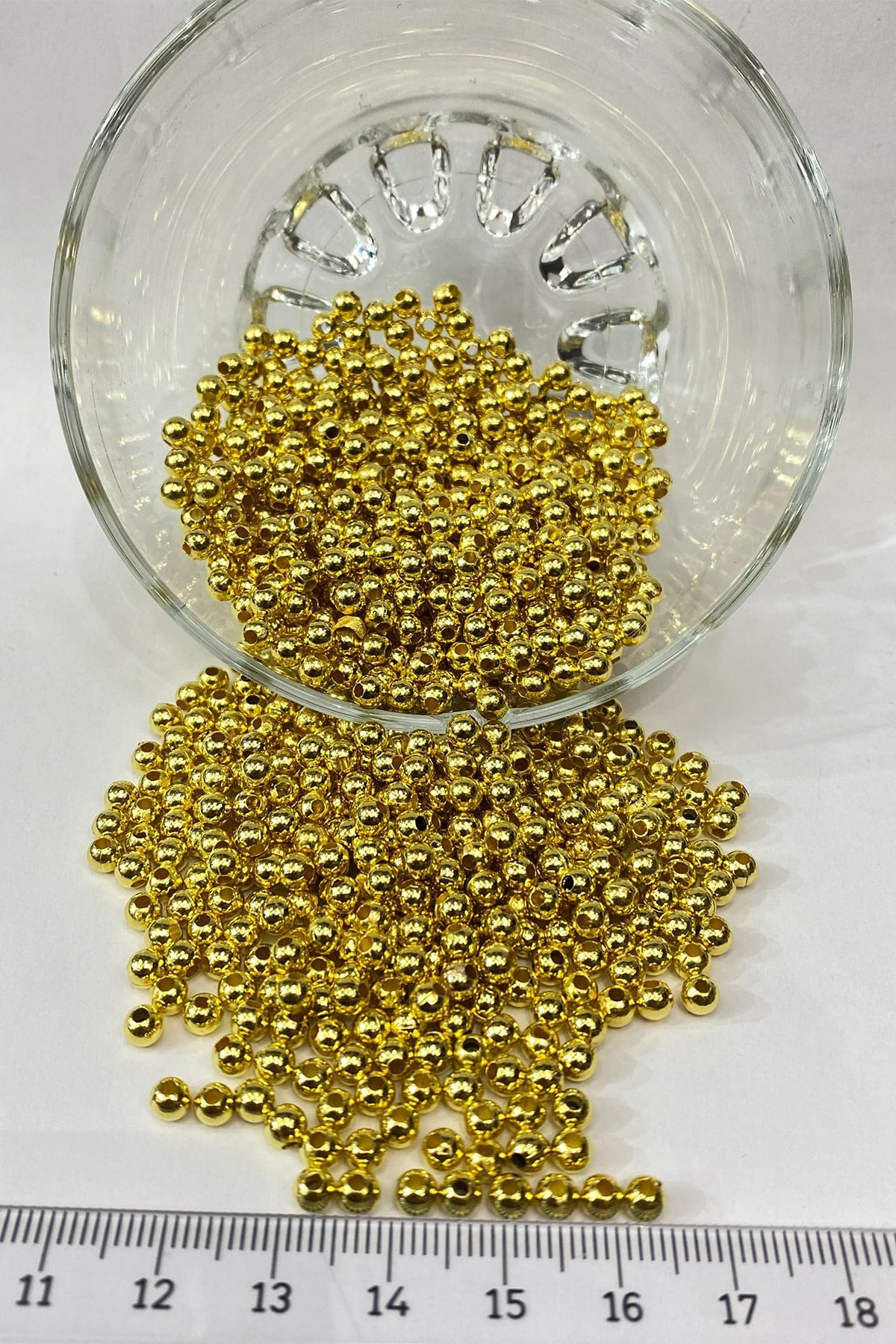 Gold Renkli Parlak Plastik Boncuk 50 gr