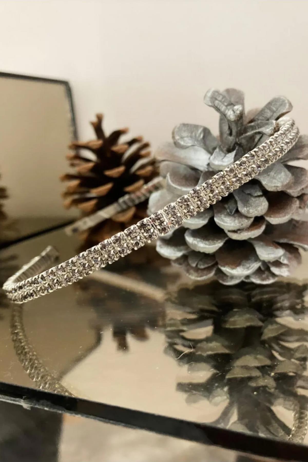 Kadı Gümüş Kristal Taşlı Taç