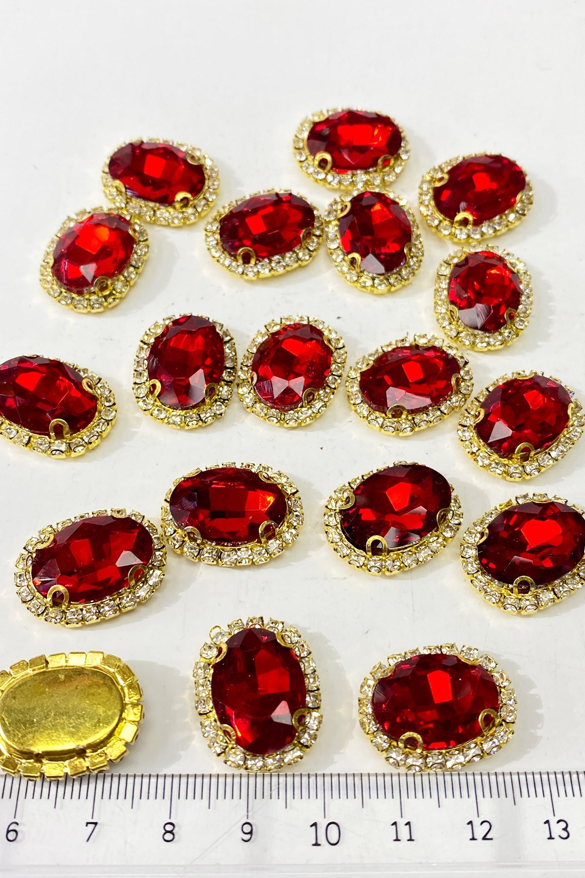 Kırmızı Gold Kasalı Oval Dikme Taş 5 Adet