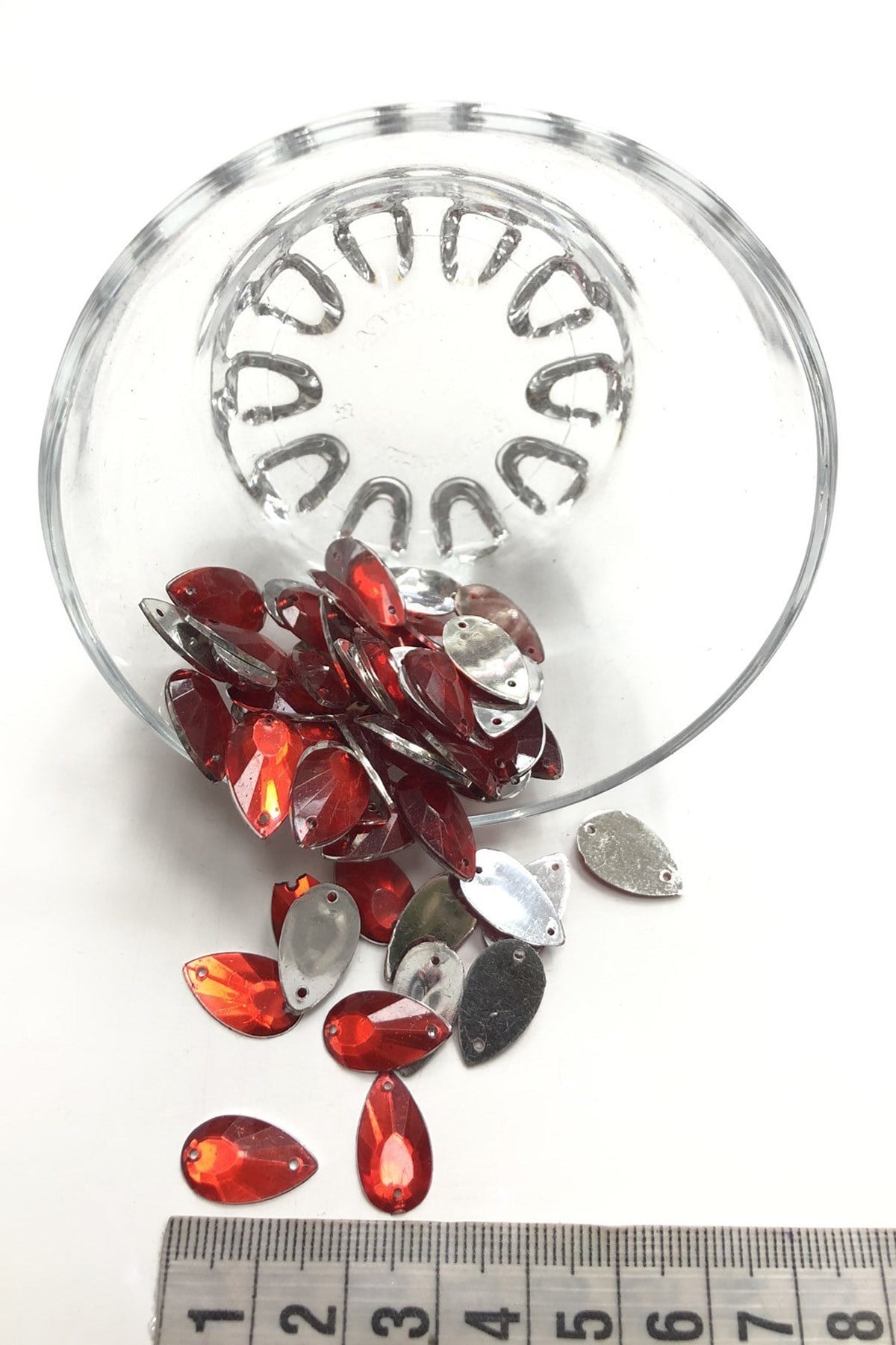 Kırmızı Plastik Damla Dikme Taş 20 gr