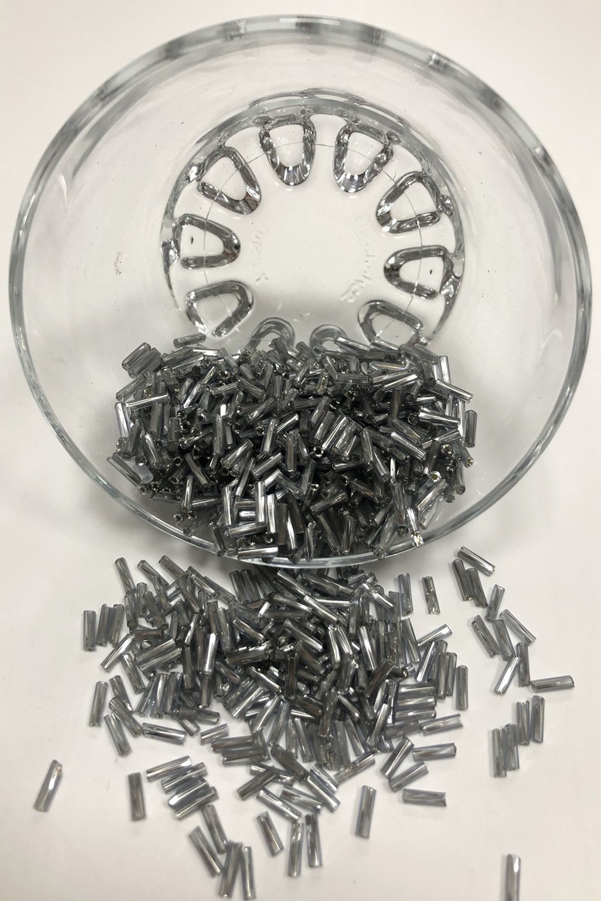 Kooyu Gri Burgulu Boru Boncuk 5 mm