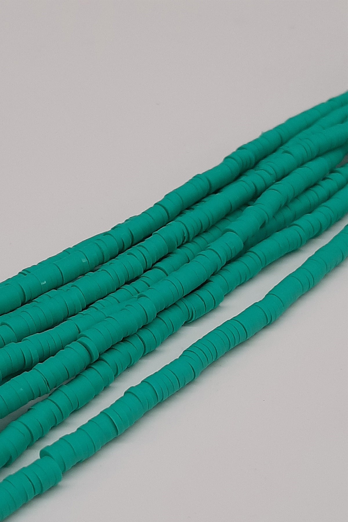 Koyu Su Yeşil Fimo Hamur Boncuk 4mm