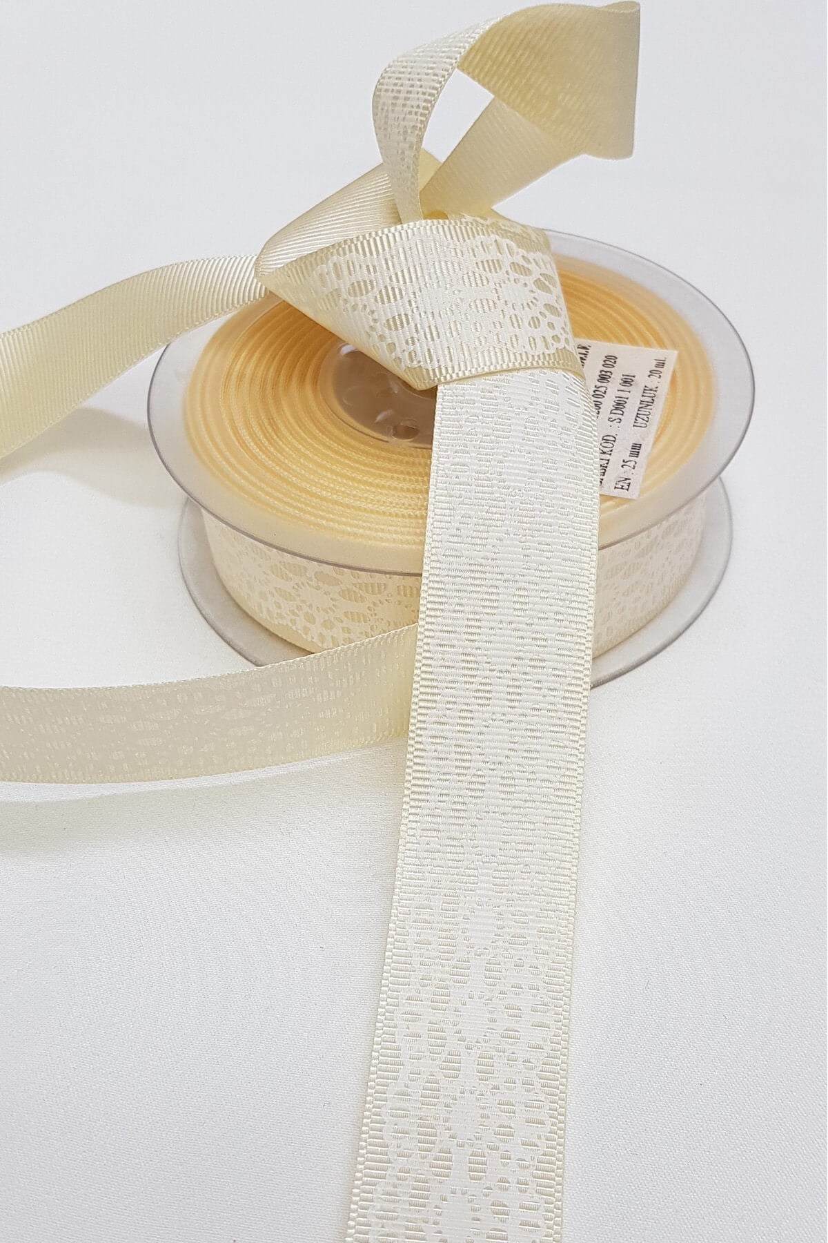 Krem Dantel Desen Baskılı Grogren Kurdele 2,5Cm