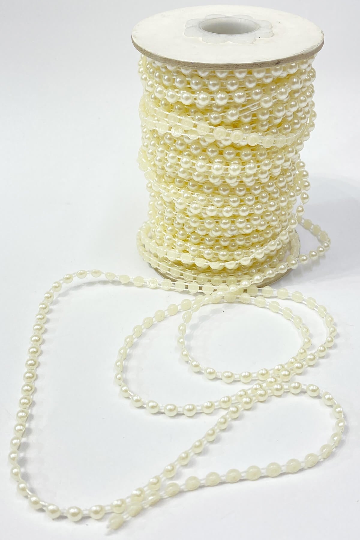 Krem Plastik Şerit Yarım İnci 4 mm 10 mt