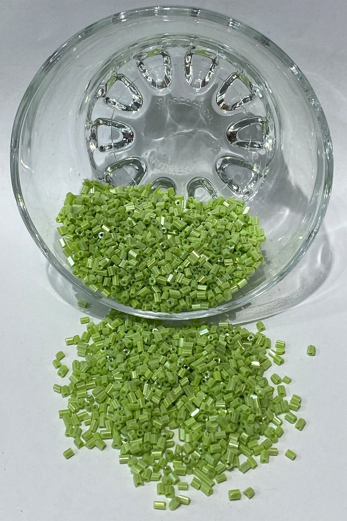 Mat Yeşil Kesme Boncuk 50 gr