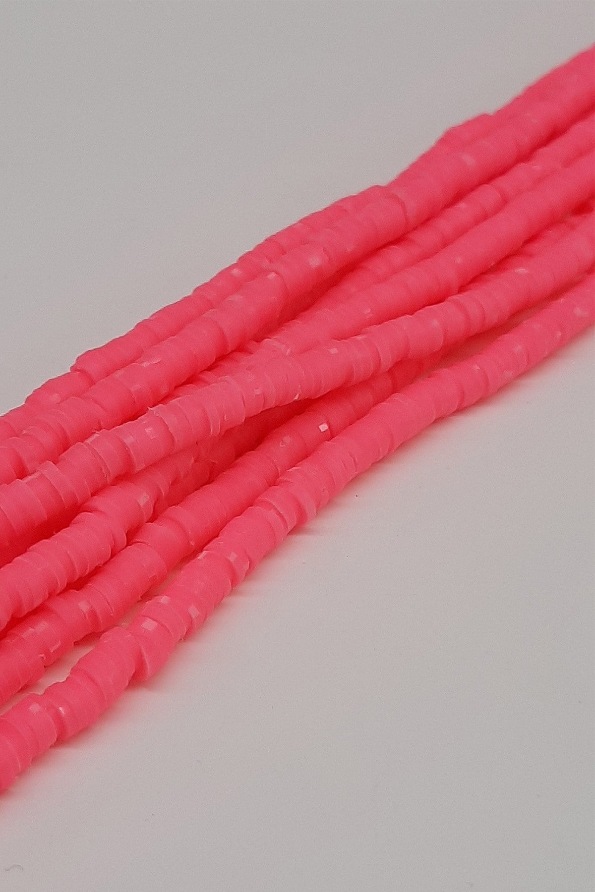 Neon Fuşya Fimo Hamur Boncuk 4mm