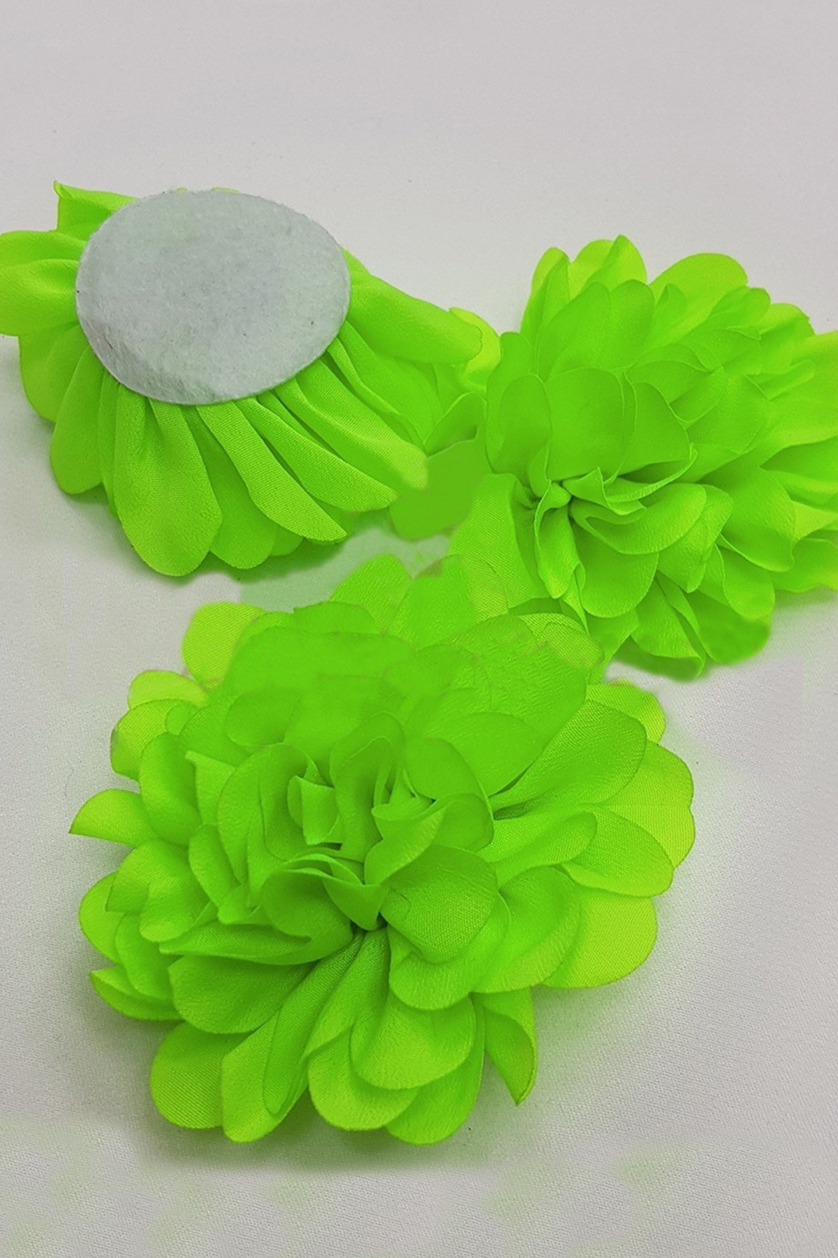 Neon Yeşil Renk Şifon Çiçek 9 cm