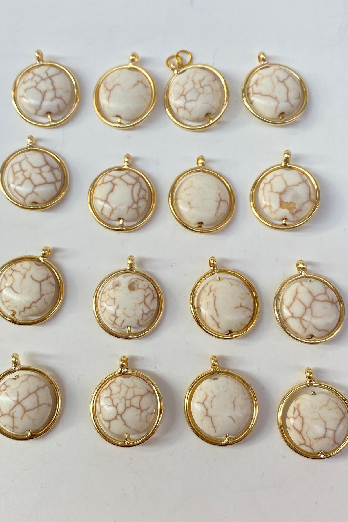 Oval Dogal Taşlı Gold Detaylı Kolye Ucu