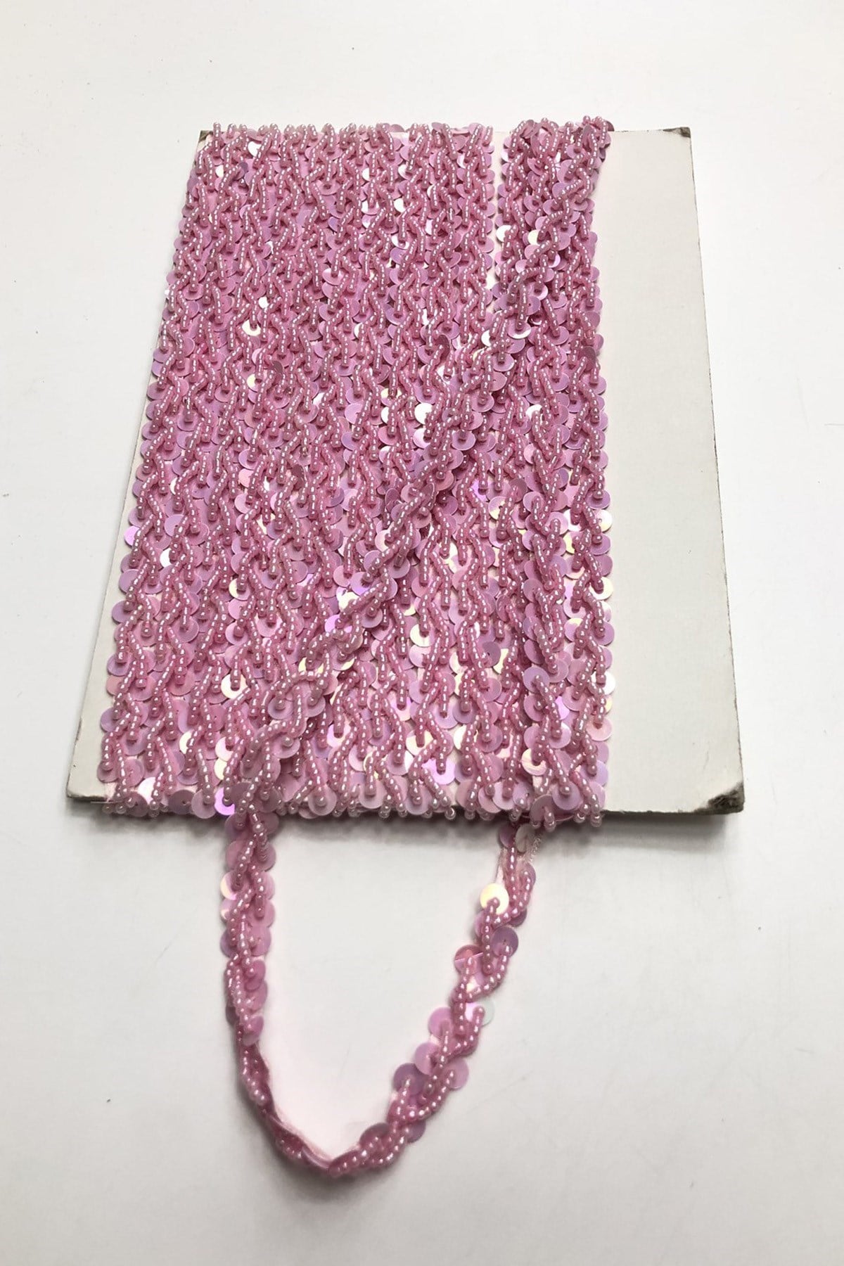 Pembe Boncuk İşlemeli Şerit 1 cm