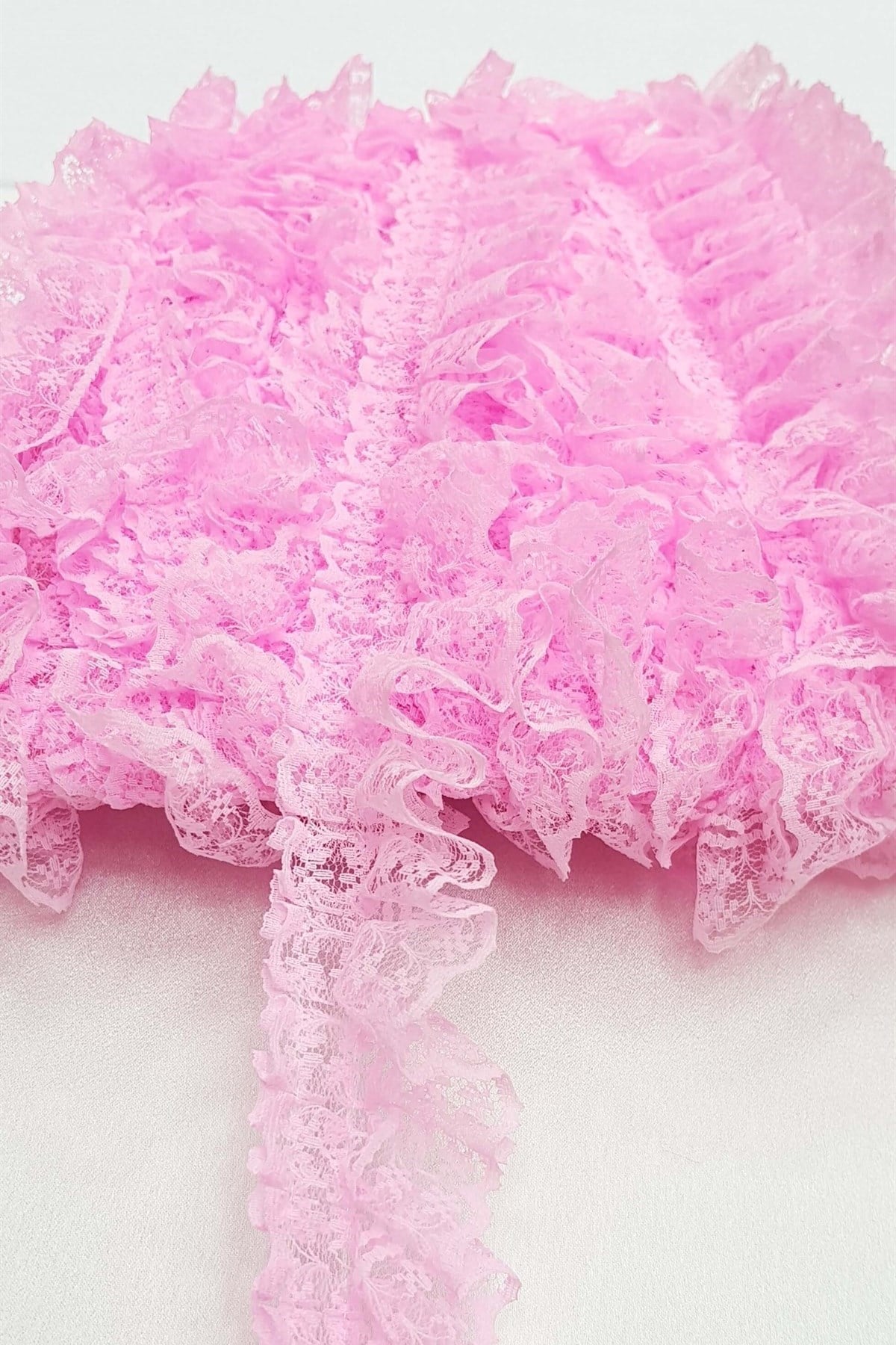 Pembe Çift Taraflı Dantel Fırfır 4 cm