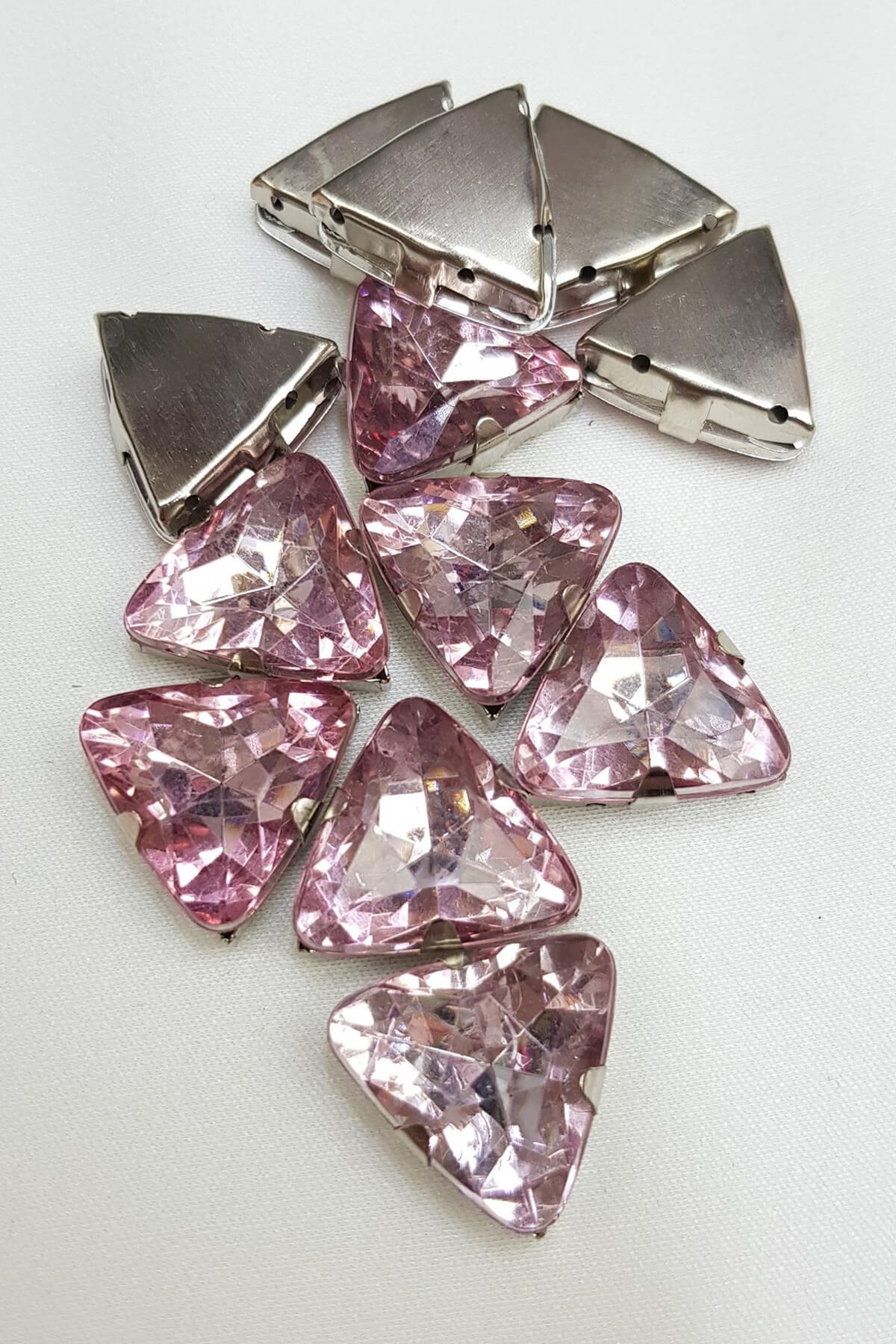 Pembe Üçgen Kasalı Dikme Taş 2 cm 10 adet