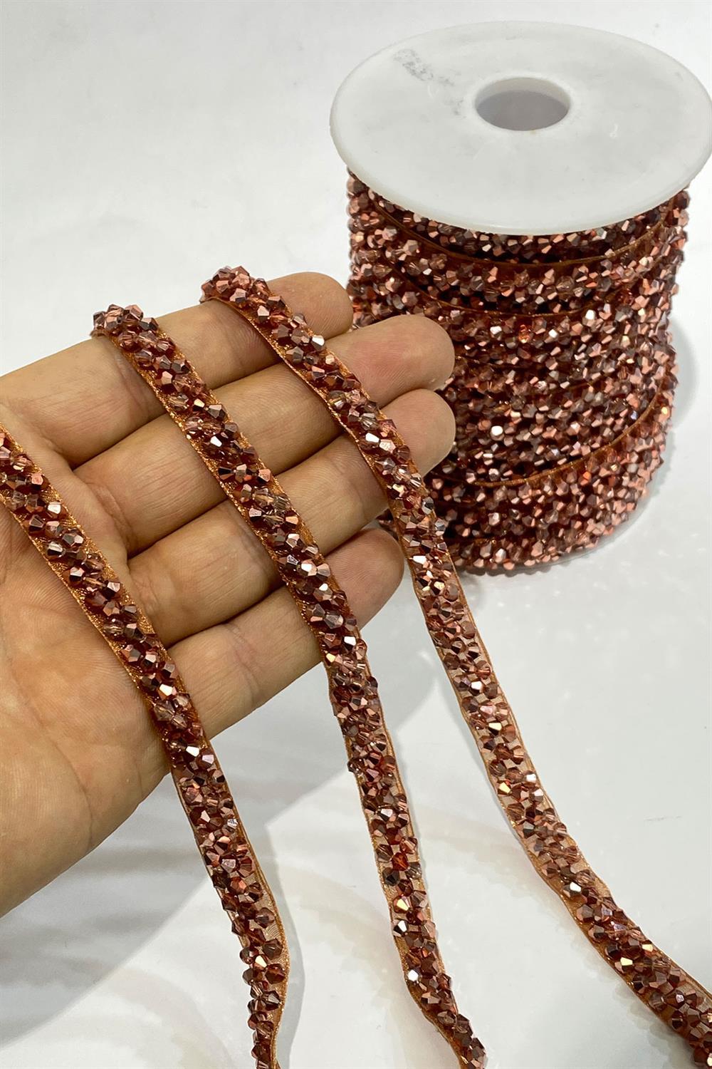 Rose Rengi Kristal Boncuk İşlemeli Şerit