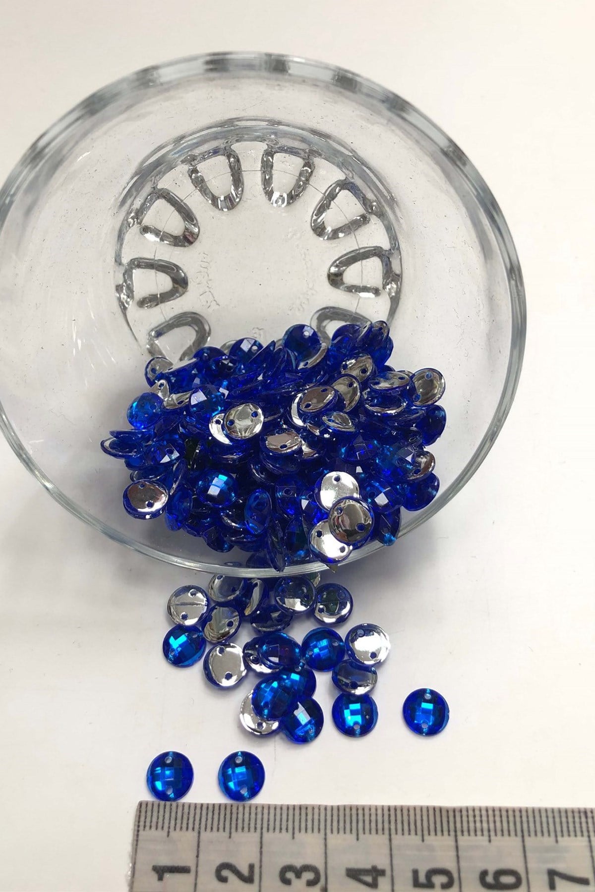 Saks Mavi Yuvarlak Plastik Dikme Taş 20 gr