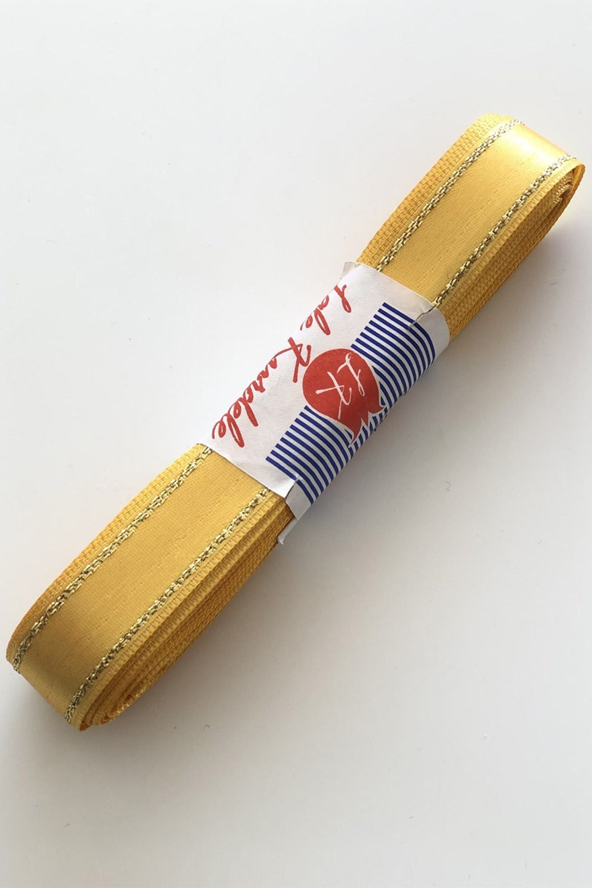 Sarı Kenar Simli Saten Kurdele 2 cm