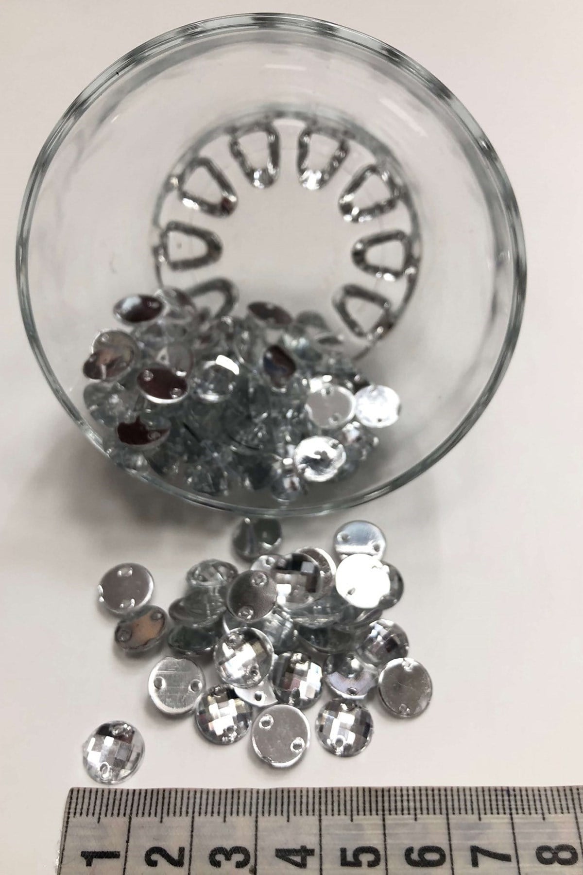 Şeffaf Yuvarlak Plastik Dikme Taş (20 gr )