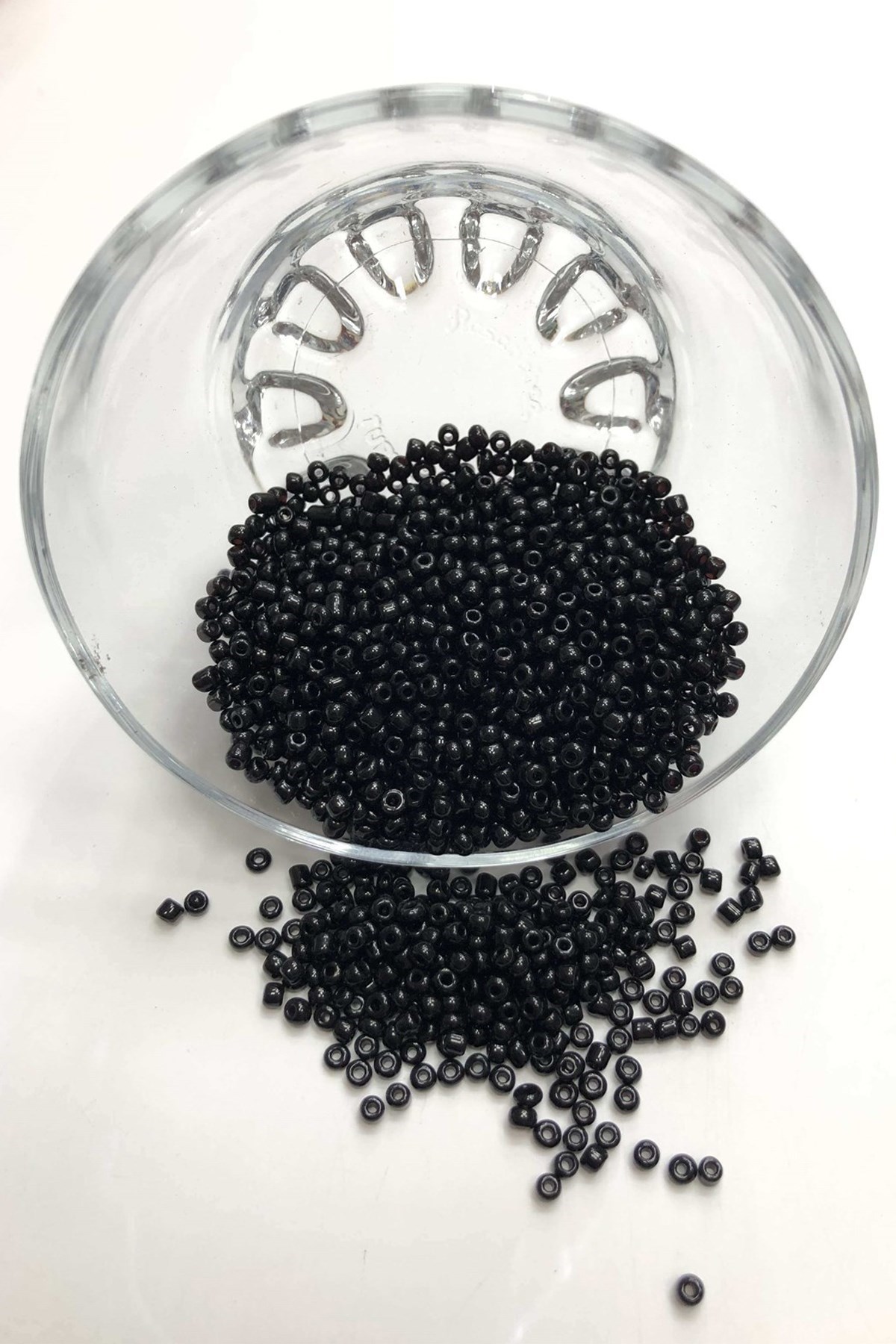 Siyah Kum Boncuk Orta Boy 3 mm 50 gr