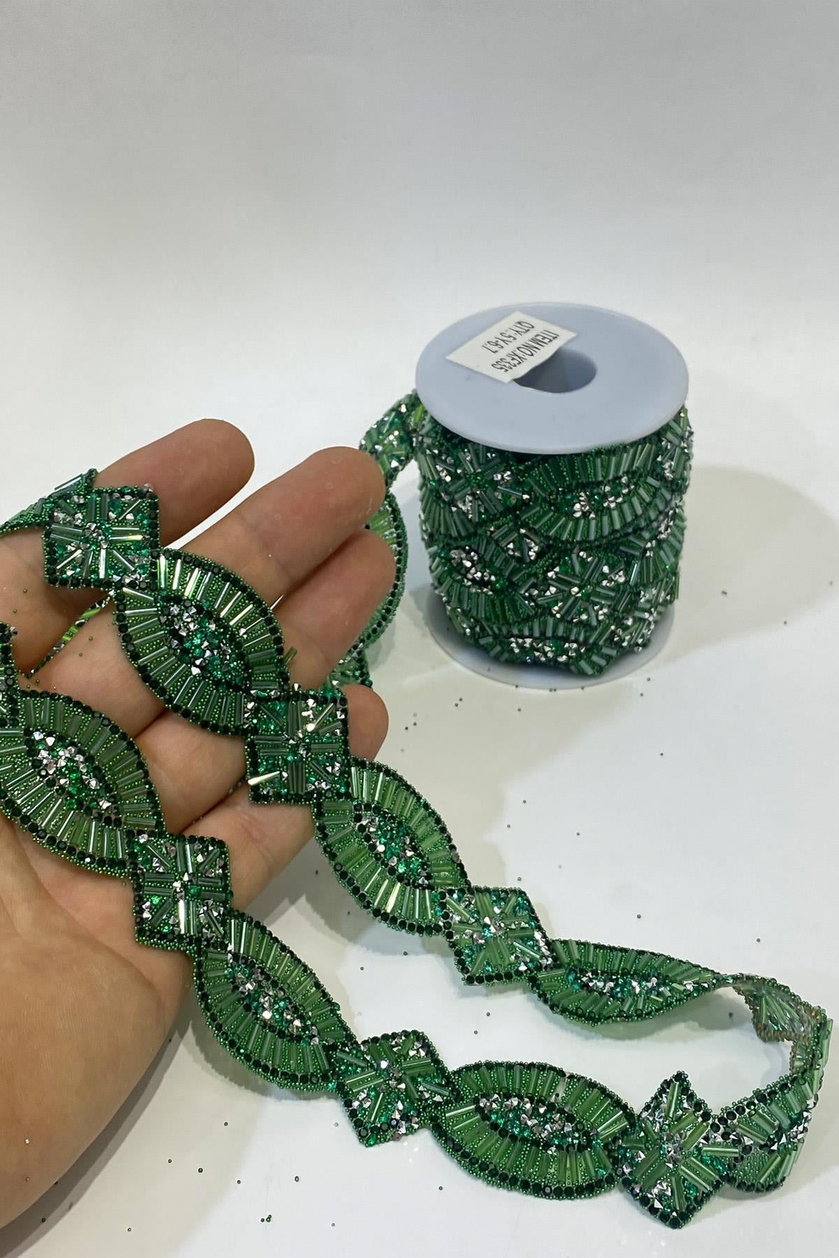 Yeşil Ütüyle Yapışan Taşlı Oval Aksesuar Boncuklu Şerit