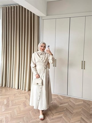 HR-0399H&R ButikDuq- Kezla Düğmeli Elbise Bej