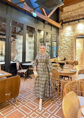 ELBS-015H&R ButikEsna Kareli Elbise Çağla