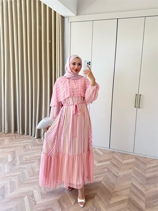 HR-1386H&R ButikFus- Nela Çizgi Detaylı Renkli Elbise Pembe
