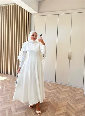 HR-2907H&R ButikHew- Lia Pelerin Detaylı Abiye Elbise Beyaz