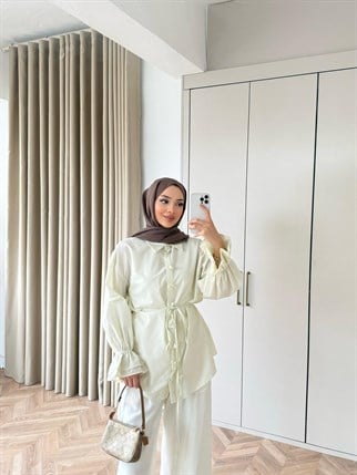 HR-0277H&R ButikHen- Büşi Ön Çiçekli Gömlek Ekru