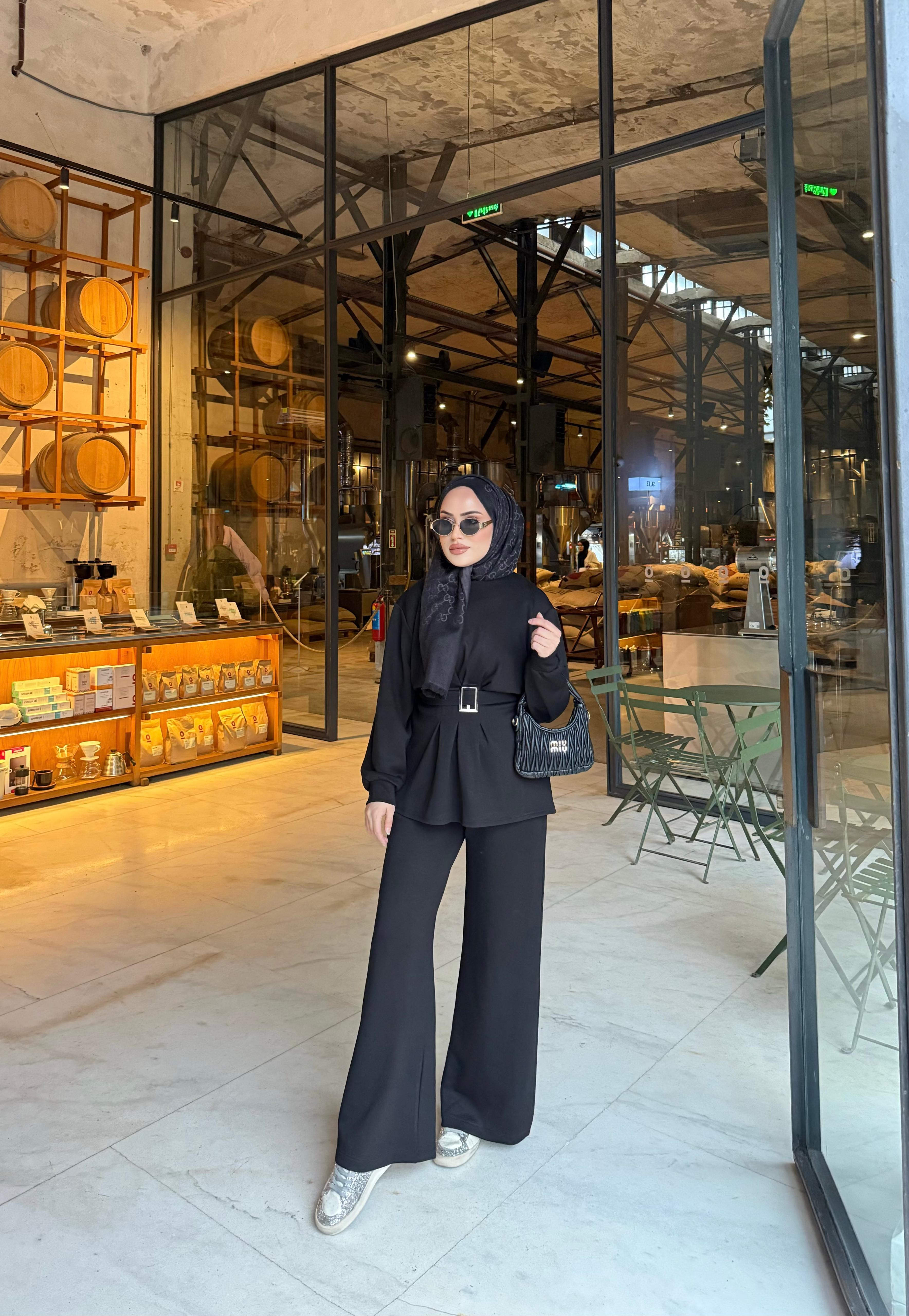 TKM-1911H&R ButikEsna Kemerli Oysh Takım Siyah