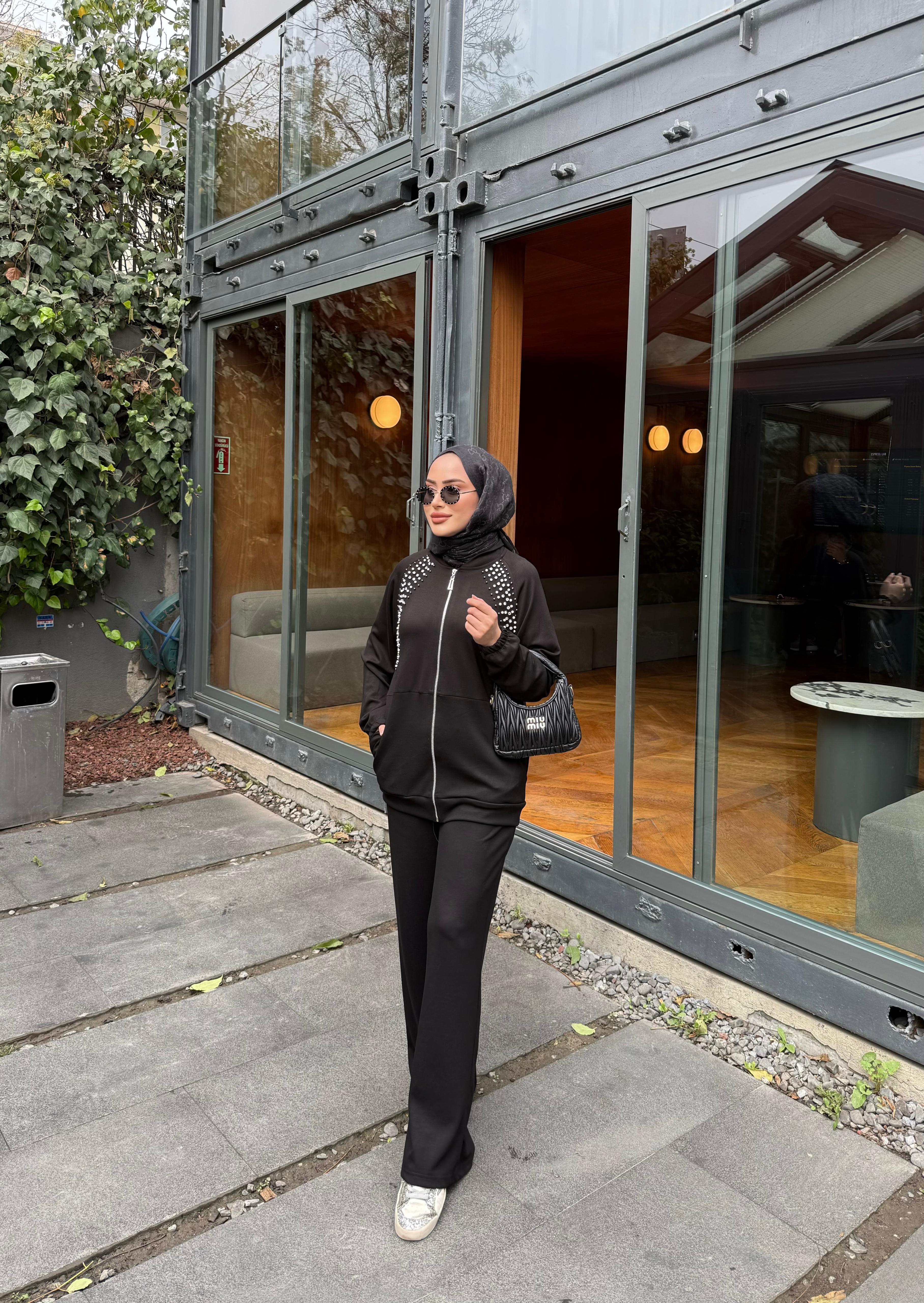 TKM-1909H&R ButikNaila Taşlı Oysh Takım Siyah