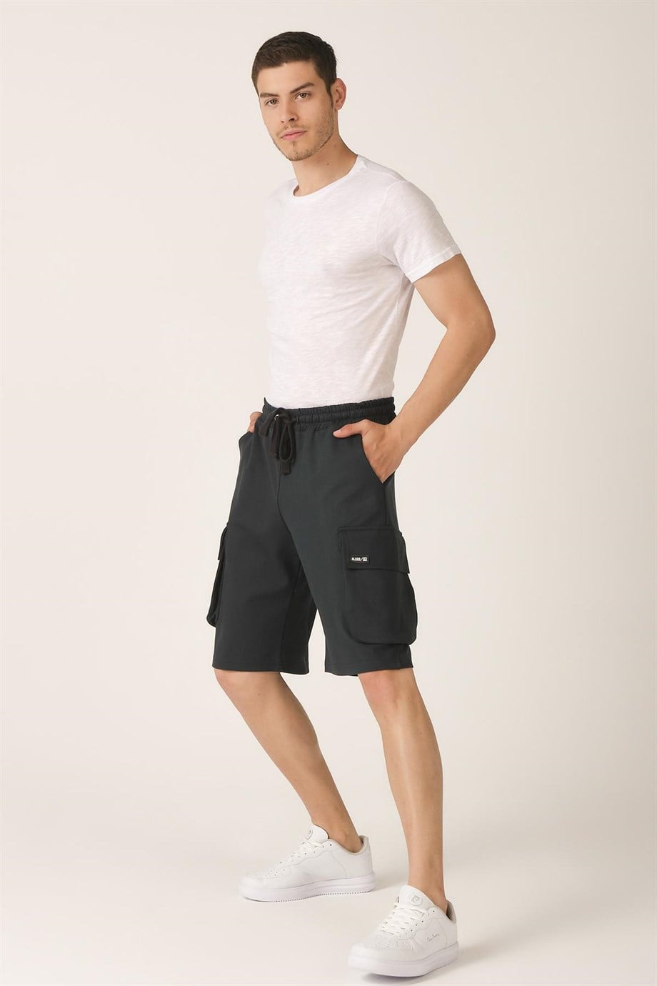 ALEXANDERGARDI KARGO CEPLİ ŞORT (UN-650105)