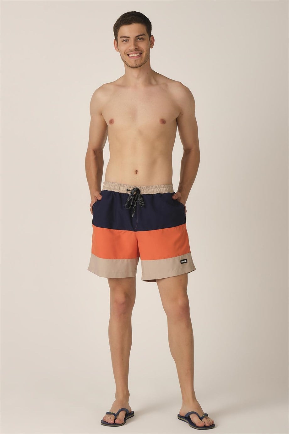 ALEXANDERGARDI RENK BLOKLU DENİZ ŞORTU (E21-50700)