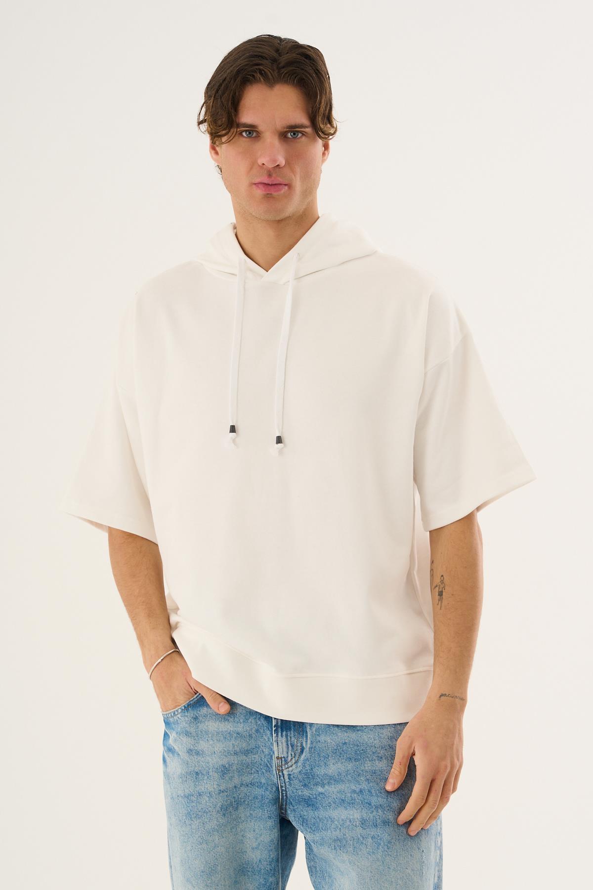 Cropped Kapüşonlu Kısa Kollu Sweatshirt