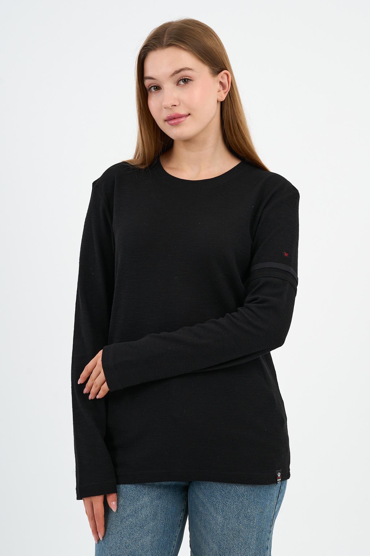 Kol Detaylı Bisiklet Yaka Basic Sweatshirt (WK25425) 