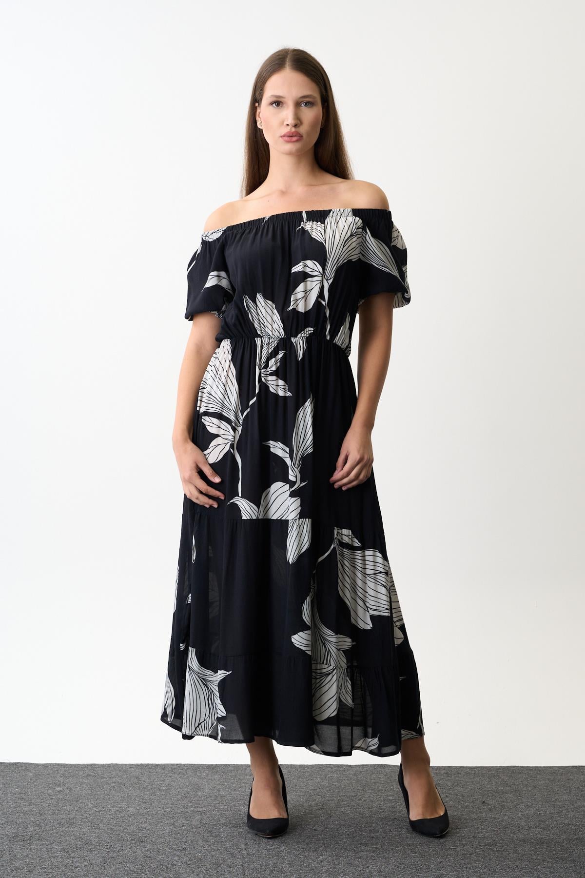 Omzu açık Desenli Maxi Elbise