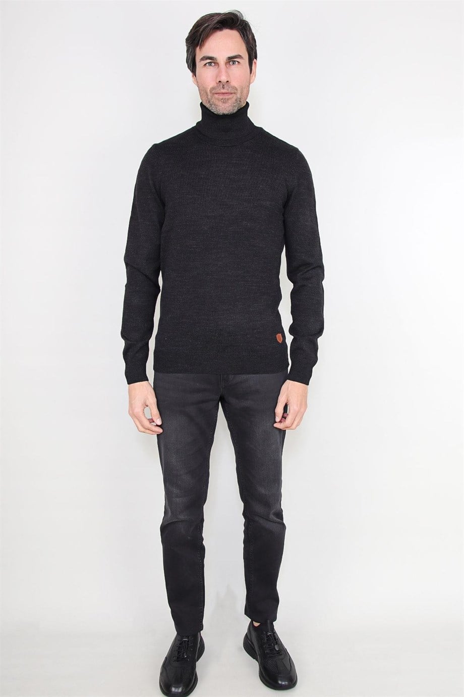 ALEXANDERGARDI BALIKÇI YAKA REGULAR FİT KAZAK (AG5032)