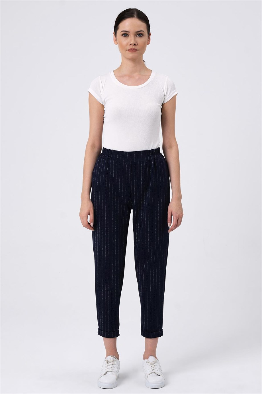 ALEXANDERGARDI BELİ LASTİKLİ ÇİZGİLİ PANTOLON (B22-136A)