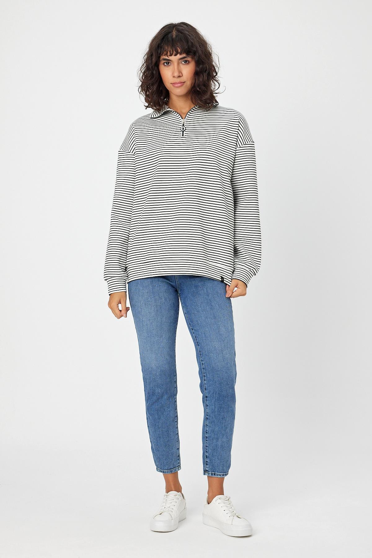 ALEXANDERGARDI ÇİZGİLİ DİK YAKA FERMUARLI OVERSIZE SWEATSHIRT (UNI-00247)