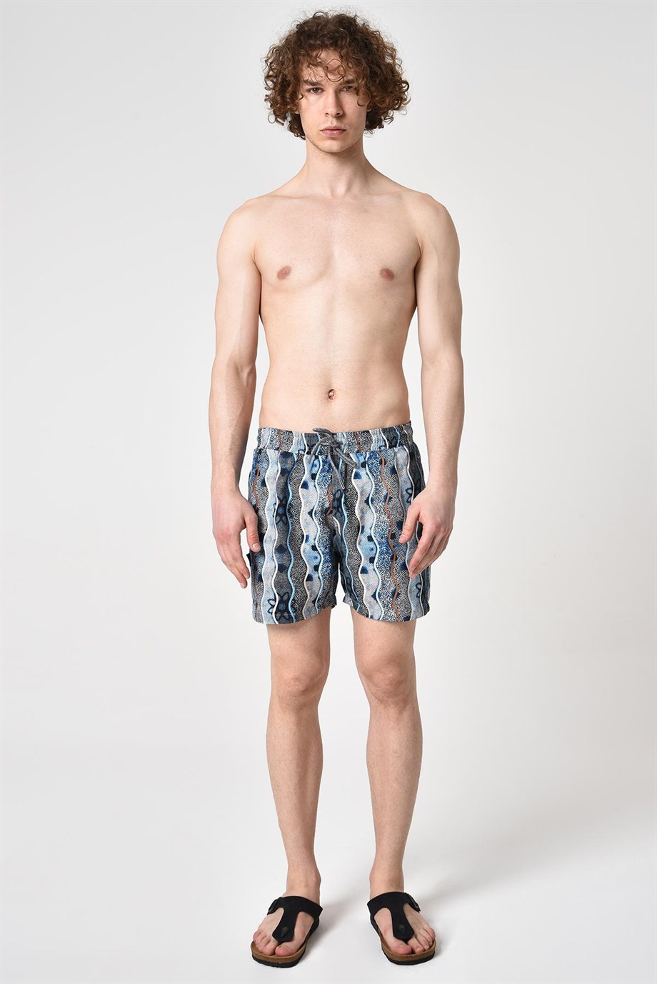 ALEXANDERGARDI DESENLİ DENİZ ŞORTU (E22-GRANZ00)