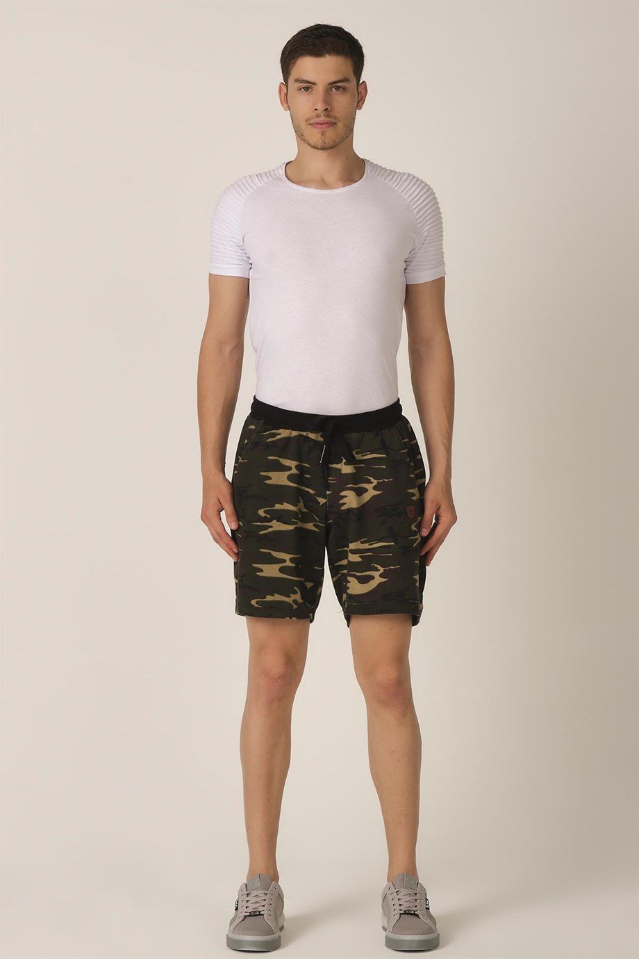 ALEXANDERGARDI KAMUFLAJ DESENLİ ŞORT (E21-50300)