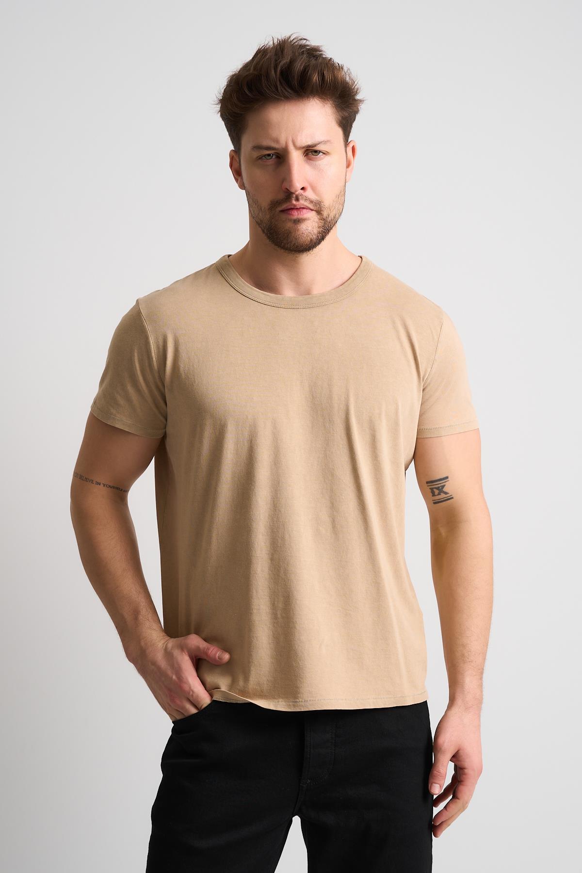 ALEXANDERGARDI Unisex Basic T-shirt