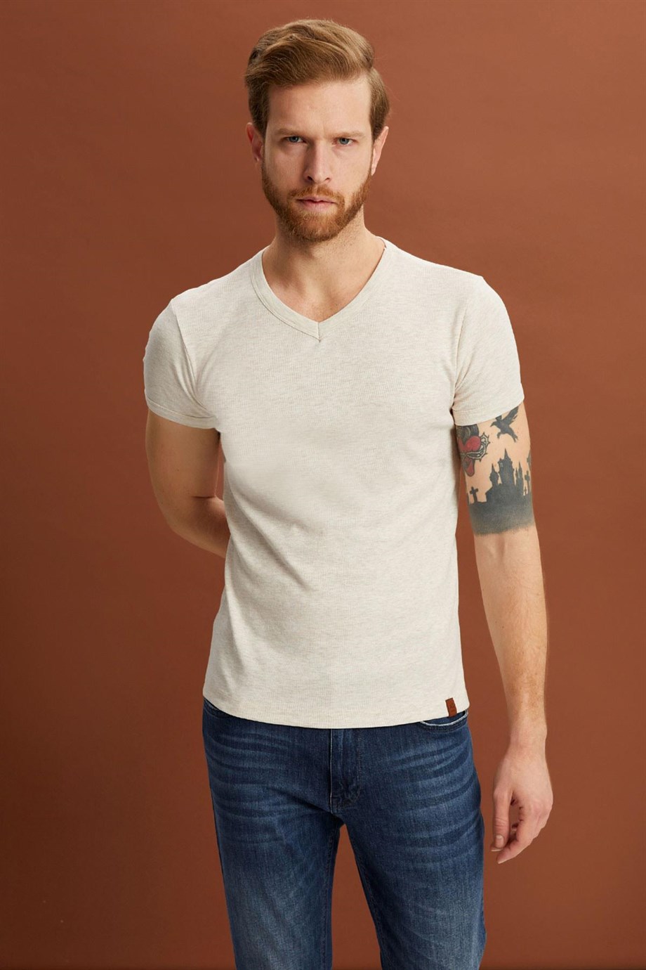 ALEXANDERGARDI V-YAKA STREÇ BASİC T-SHİRT (E22-74600)