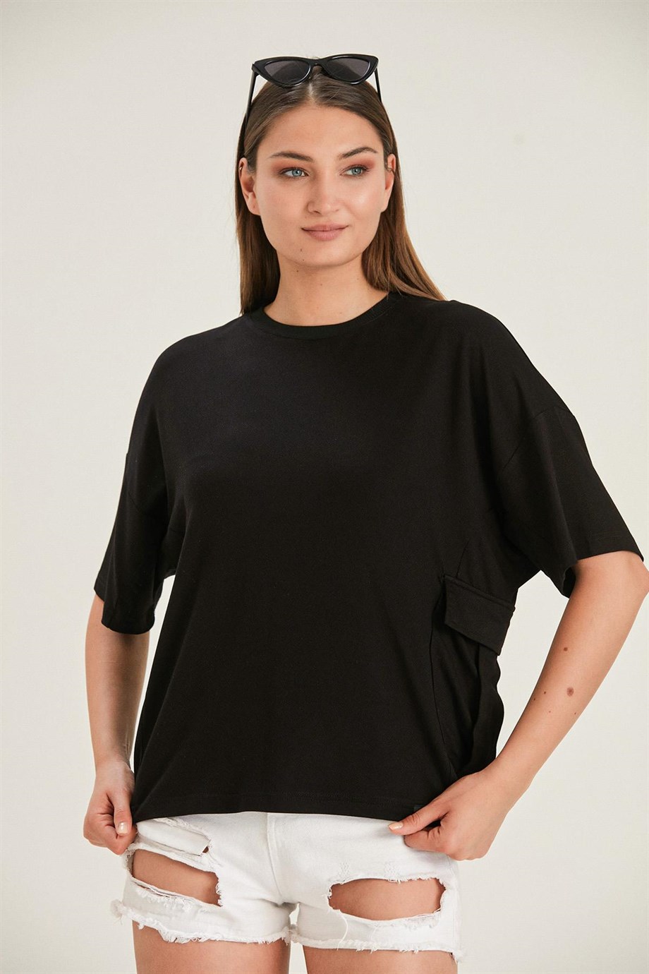 ALEXANDERGARDI YANI CEP DETAYLI T-SHİRT (B22-32001) 