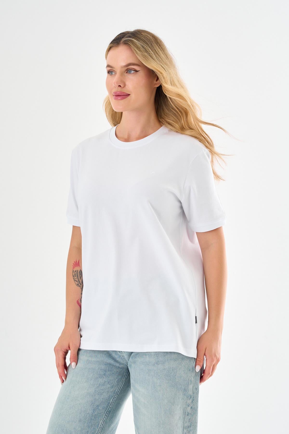 Bisiklet Yaka Basic T-shirt