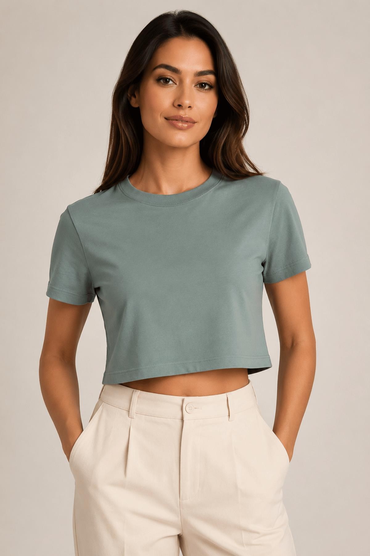 Bisiklet Yaka Pamuklu Crop T-shirt