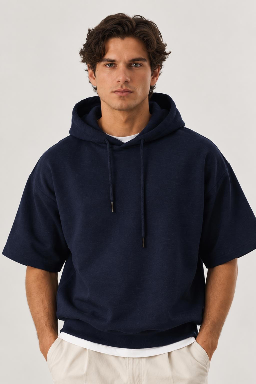 Cropped Kapüşonlu Kısa Kollu Sweatshirt
