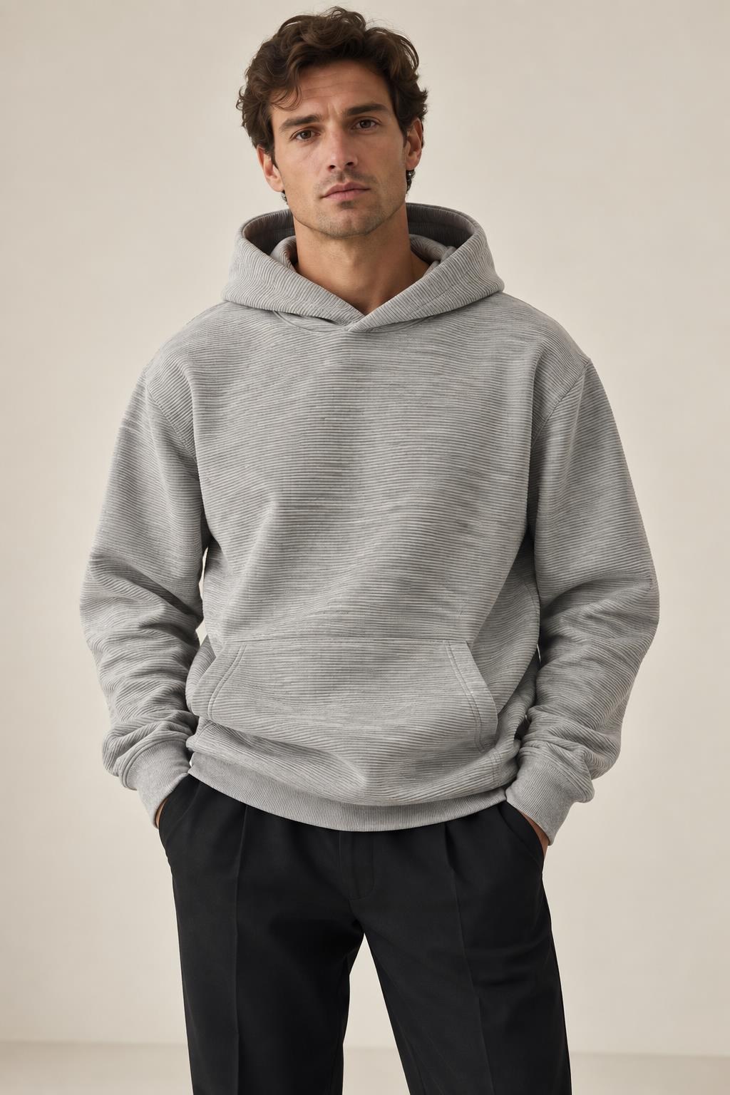 Dokulu Kapüşonlu Sweatshirt