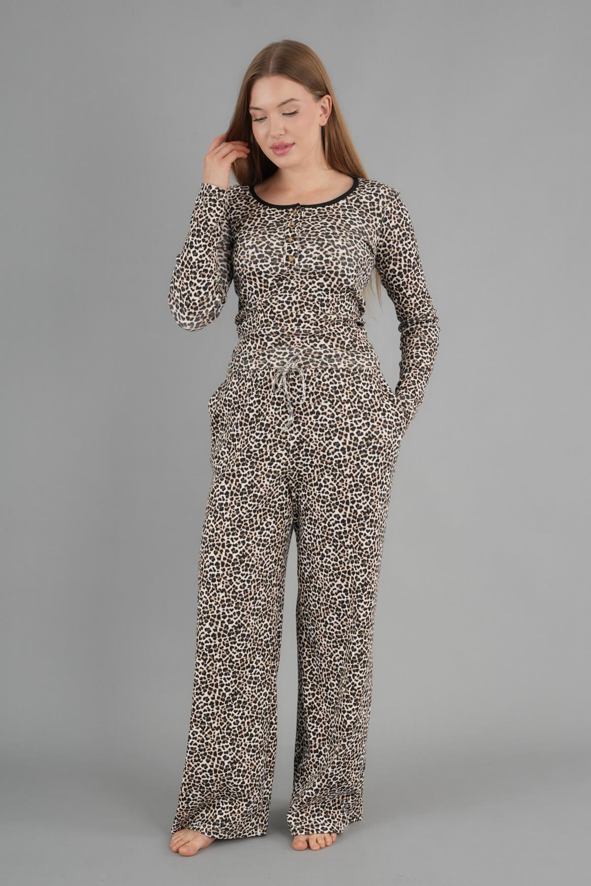 Leopar Desenli Bol Kesim Pantolon Bluz takım